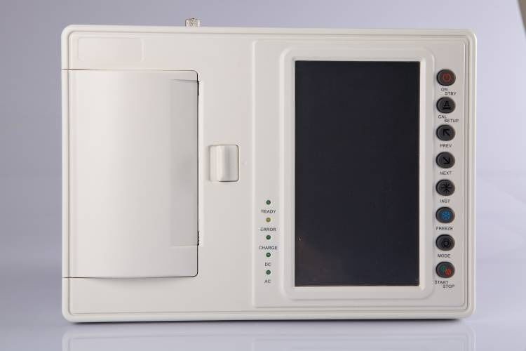 Günstiges Gesundheitswesen EKG-Gerät medizinisches Elektrokardiogramm EKG-Gerät CE-geprüftes Fabrik-EKG-Gerät für Krankenhäuser